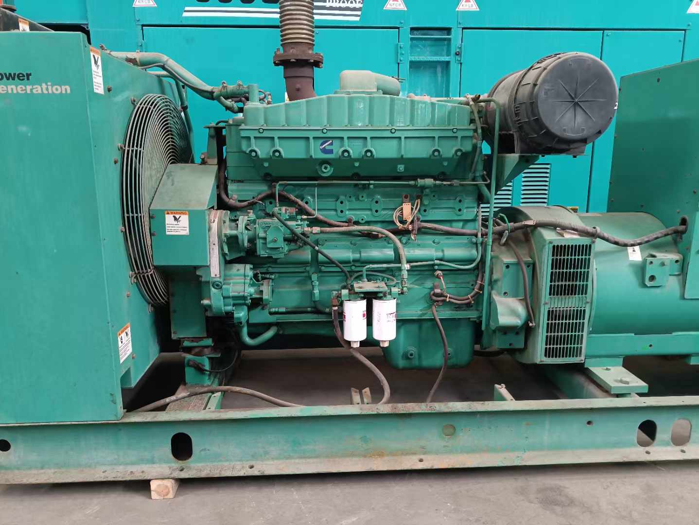 蒙山过载会对 600kW 柴油发电机组造成哪些损害？